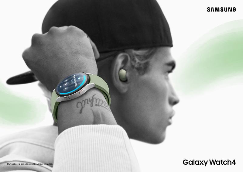 0004_galaxywatch4_olivegreen_kv_2p.jpg