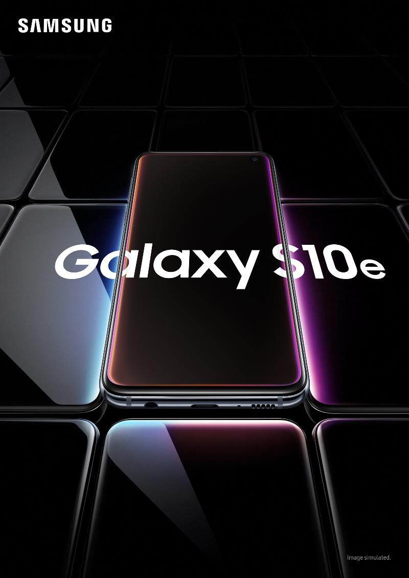 01_galaxys10e_KV_black_1p_rgb.jpg