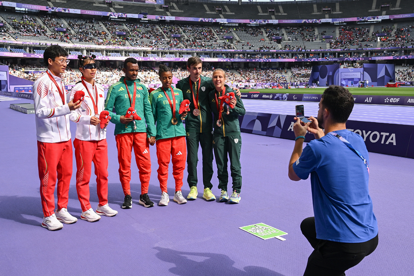 Paralympic-Victory-Selfie